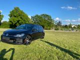Volkswagen Golf 2.0 TDI 135kW SCR DSG GTD GTD - Volkswagen Golf: GTD Dsg