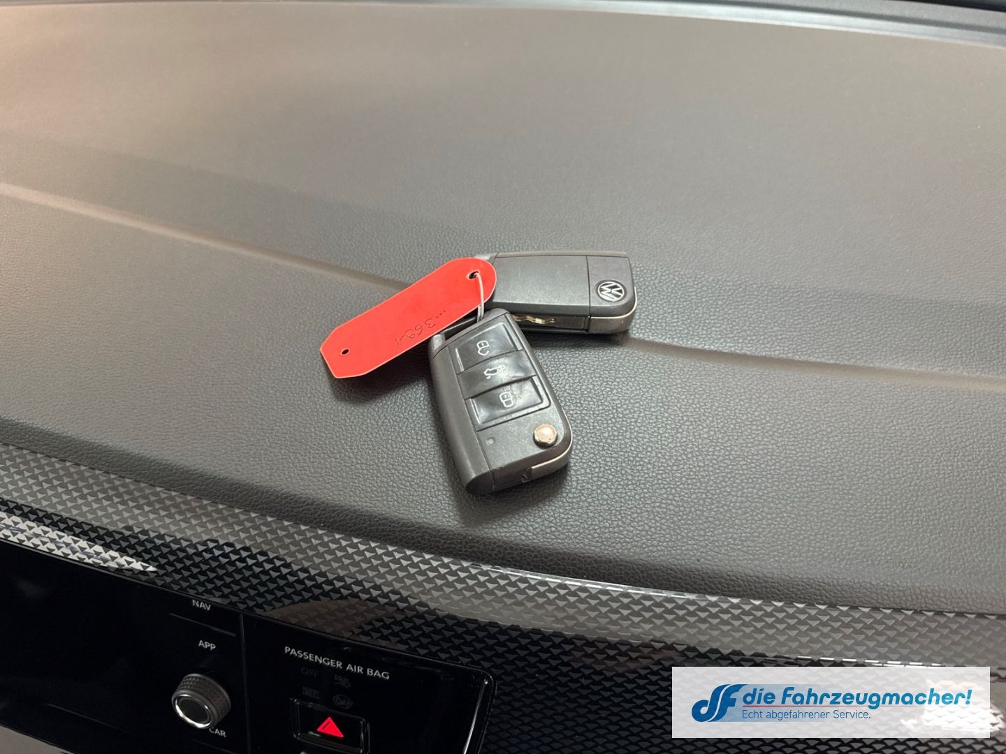 Fahrzeugabbildung Volkswagen Polo VI Life Digitales Cockpit LED Dyn. Kurvenli