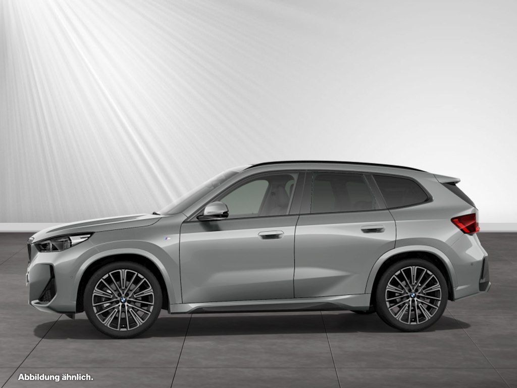 BMW X1 xDrive23i M Sport AHK Pano DAProf. Head-Up foto 5