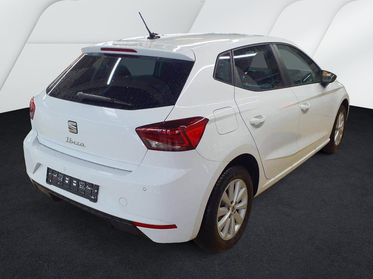 Fahrzeugabbildung SEAT Ibiza TSI Style LED Navi ACC VC RFK SH LM