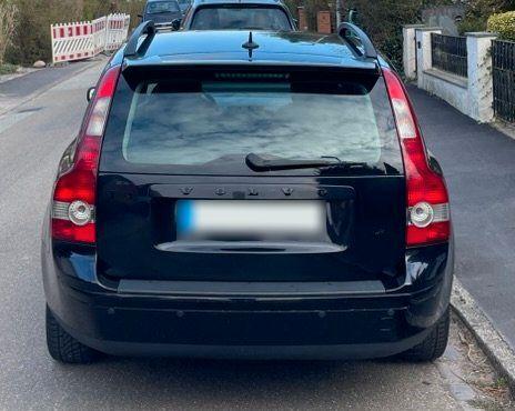 Volvo V50 2004 — engine 136 HP (100kW)