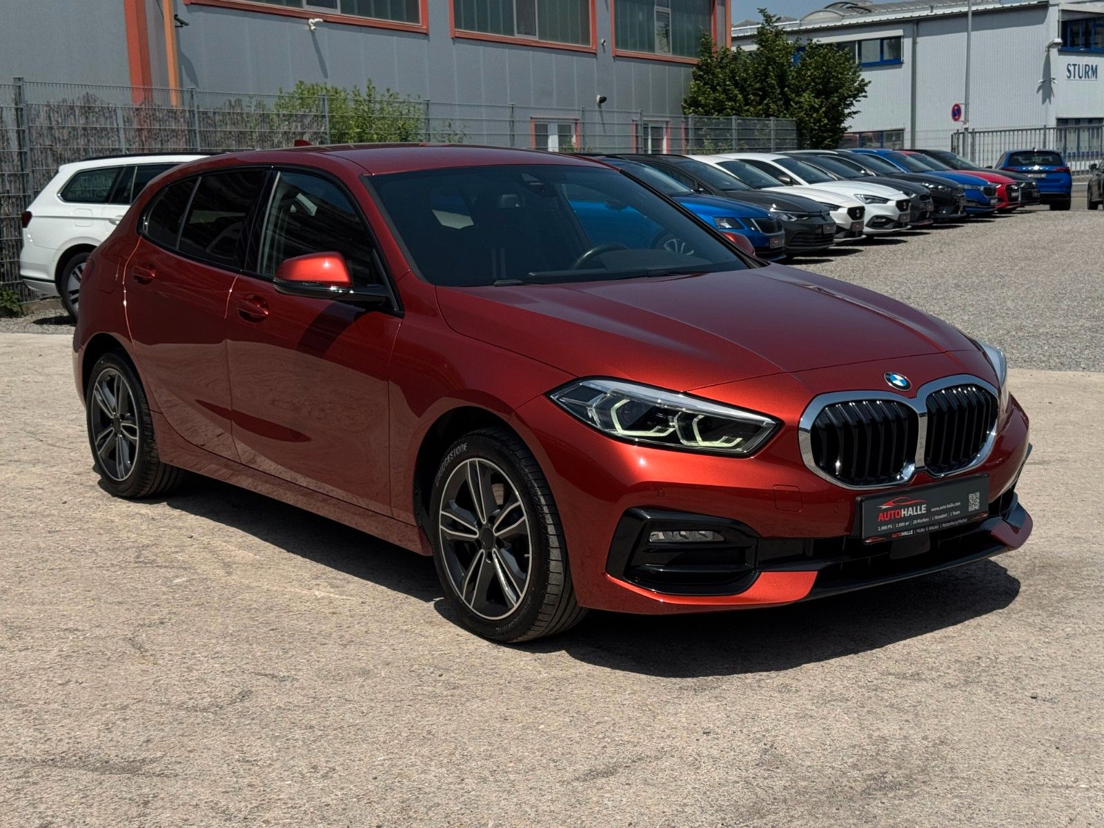 Fahrzeugabbildung BMW 118i Steptr Sport Line LCProf Shadow PDC SHZ