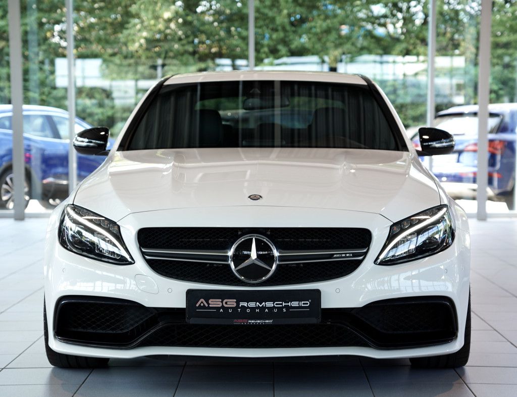 Mercedes Benz C 63 Amg