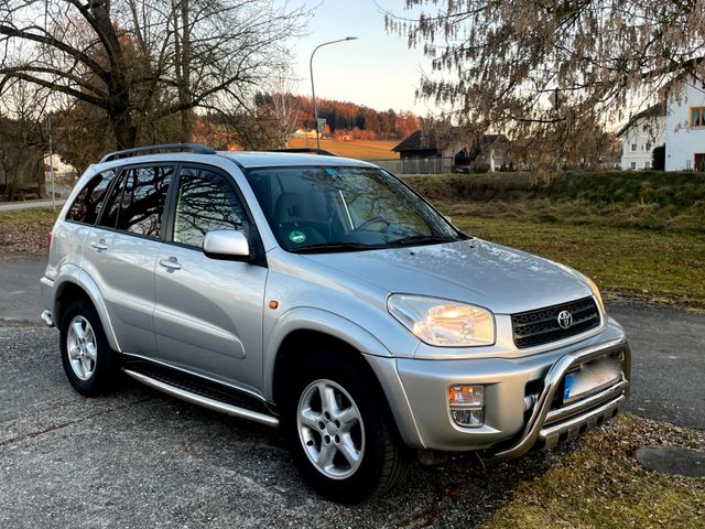 Toyota RAV 4 Automatik 4x4 Allrad Tüv NEU