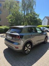 Volkswagen T-Cross 1.0 TSI Life R-Line ACC/Blind Spot/Rear  - VW T-Cross in Wiesbaden
