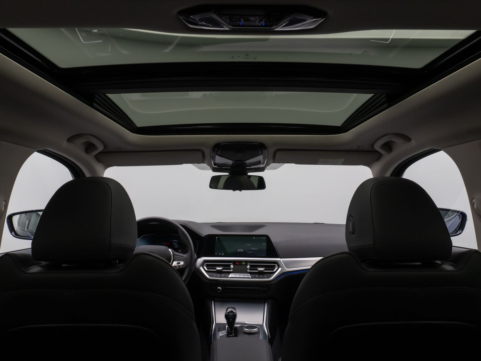 Fahrzeugabbildung BMW 330d xD Sport Line Pano Kamera Laser HUD DAB H/K