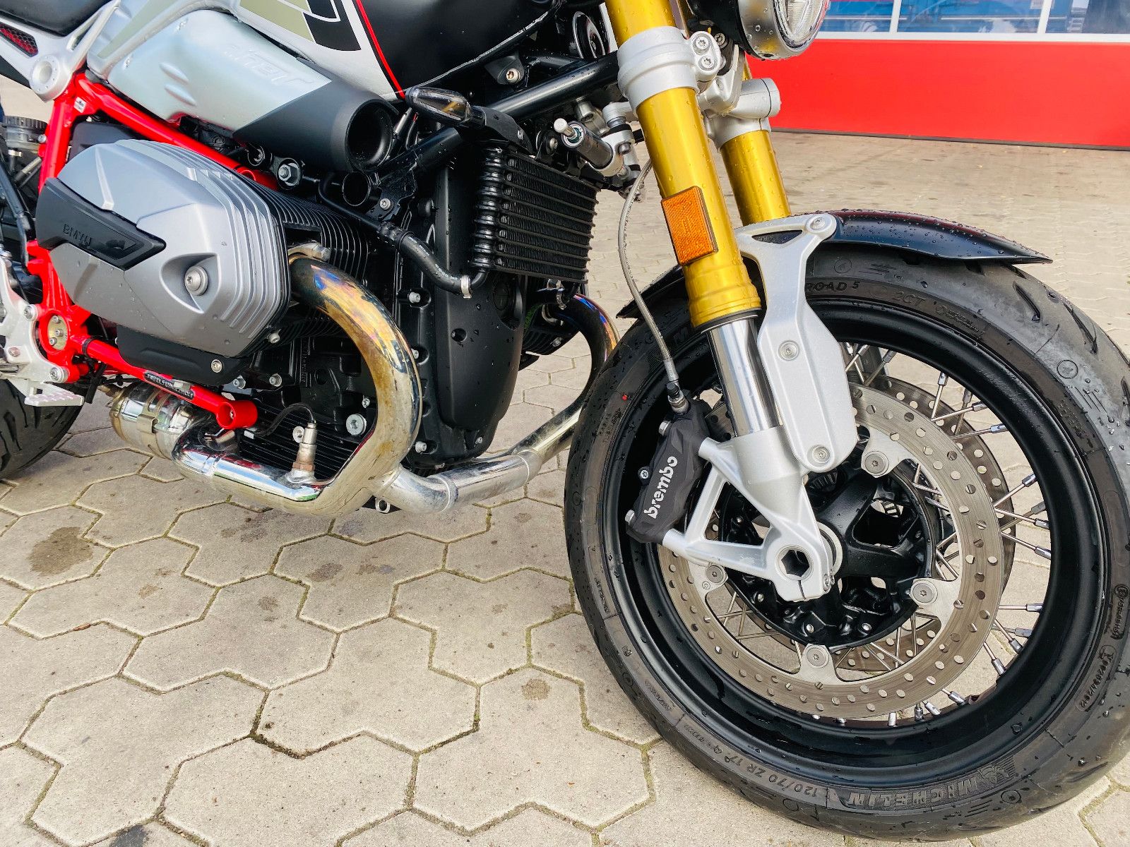 Fahrzeugabbildung BMW RnineT 719 Tempomat + Heizgriffe 1587 km!!