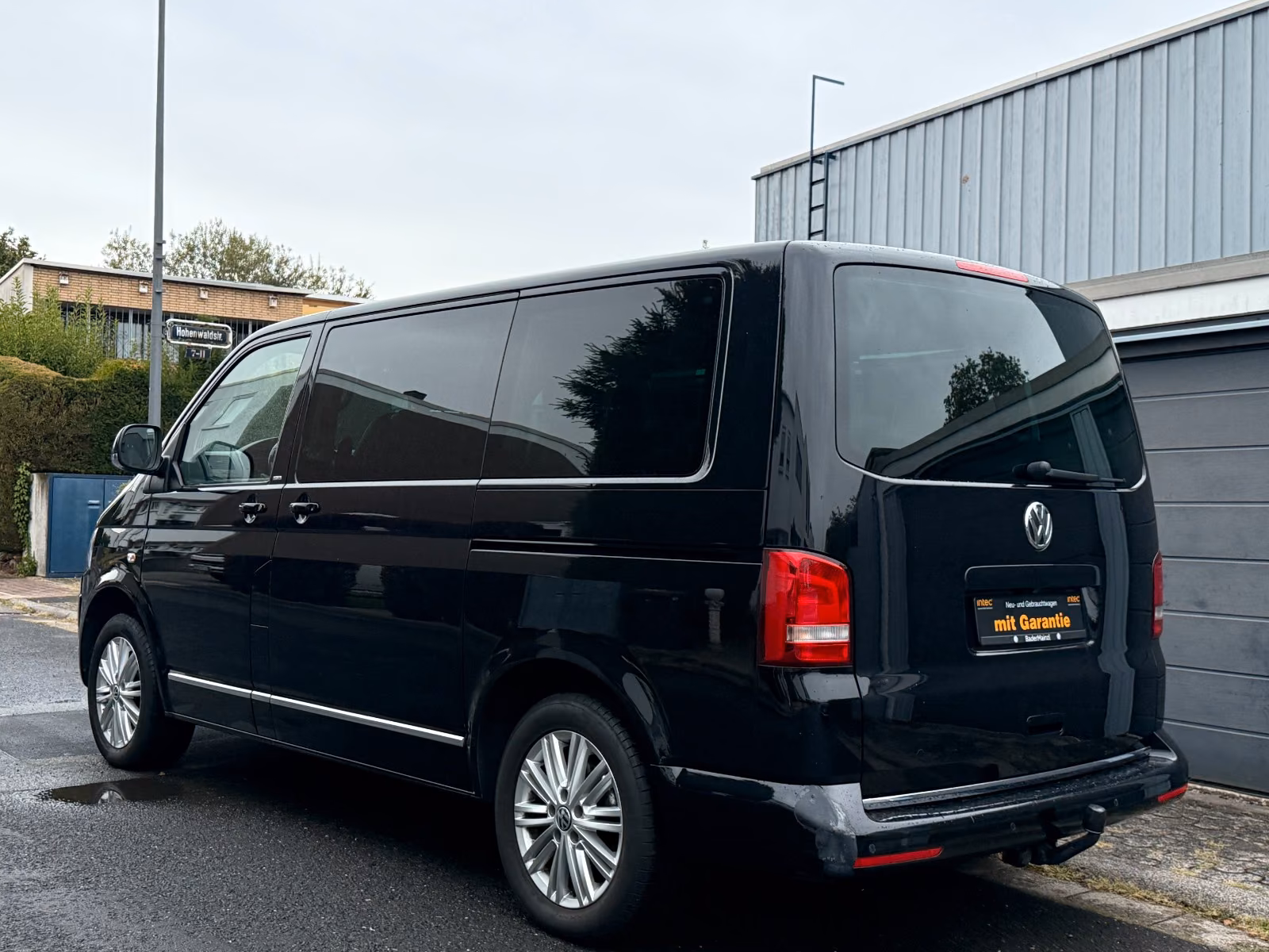 VOLKSWAGEN T5 MULTIVAN 2.0 TDI 180ch 4MOTION - CUIR NAPPA - 7 PLACES - CAMÉRA - GPS - ATTELAGE