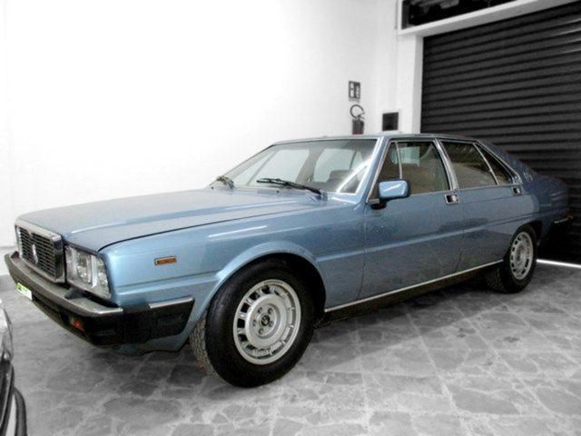 Maserati MASERATI Quattroporte 4.9