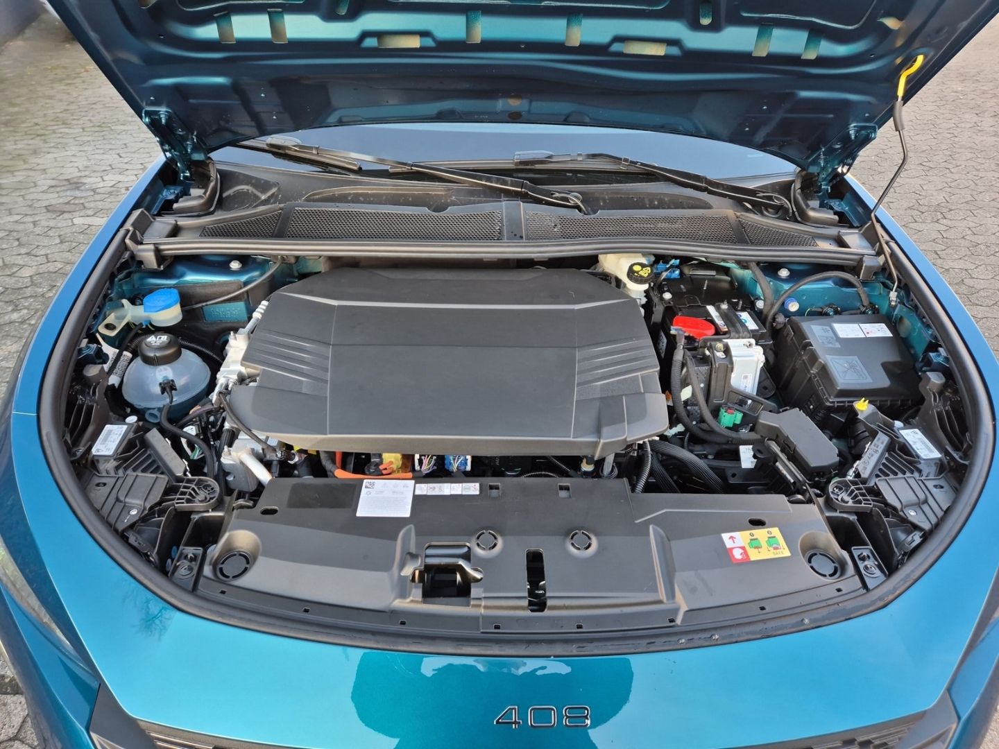 Peugeot 408 - Bild 14