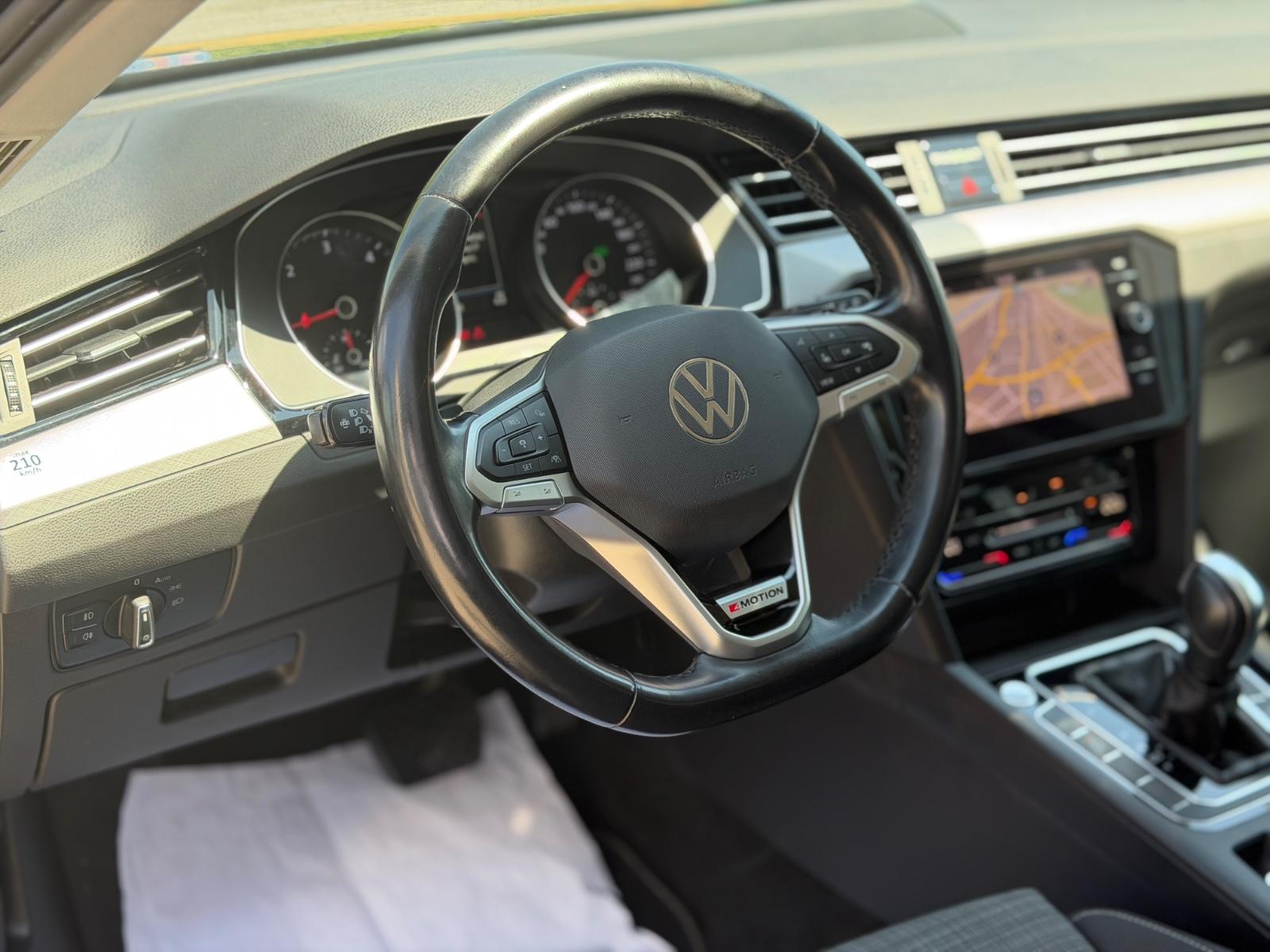 Volkswagen Passat Var. 4Motion DSG ACC Spur Kessy LED Kam, миниатюра 3