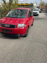 Audi A2 1.4 TÜV neu - rote Audi A2