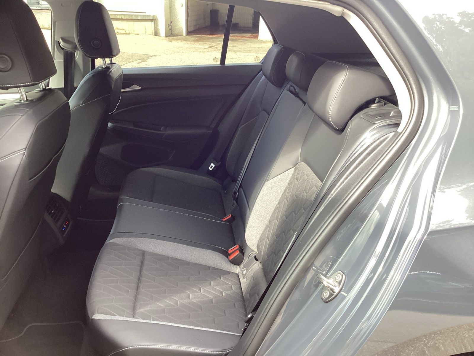 Volkswagen Golf - Bild 14