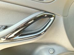 Fahrzeugabbildung Opel Astra K ST Elegance 1.2 Turbo, MATRIX, Navi, RFK