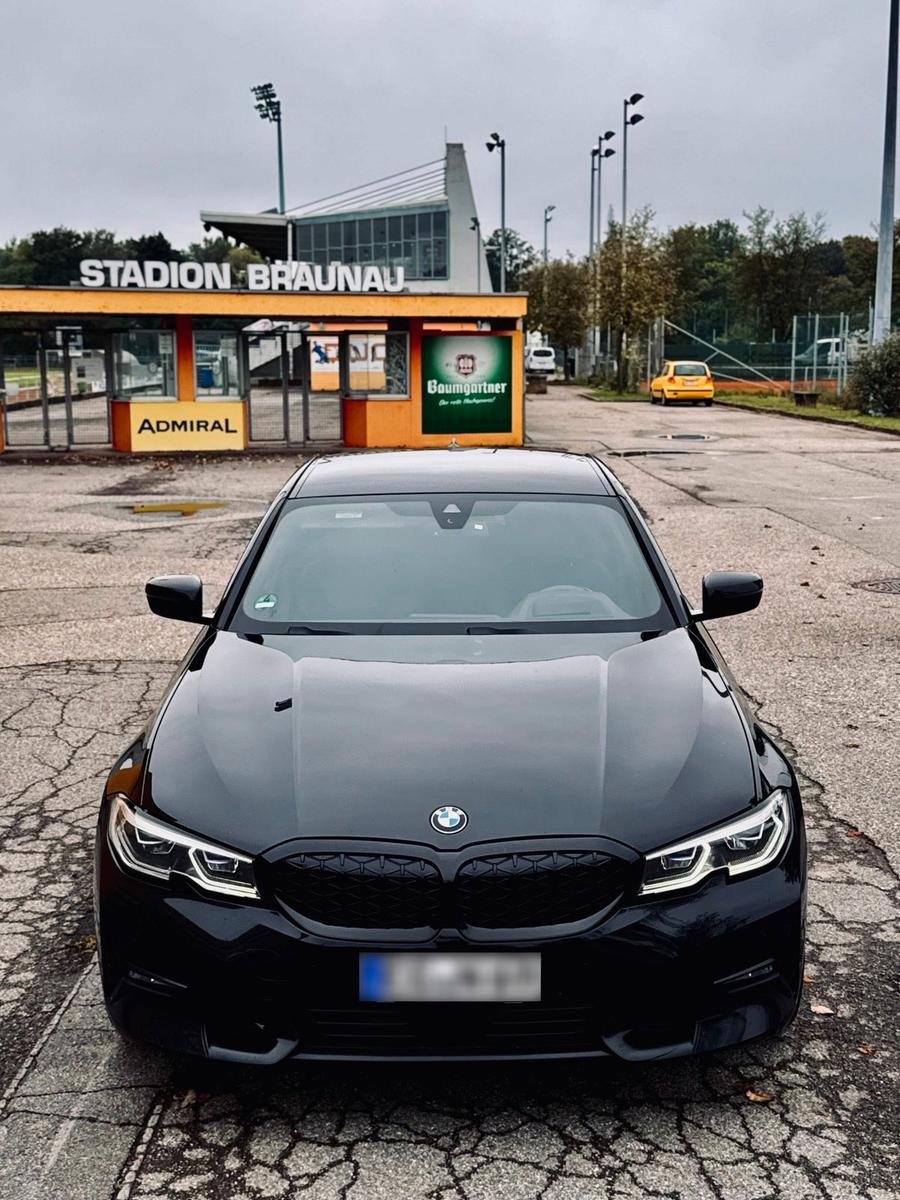 BMW 320