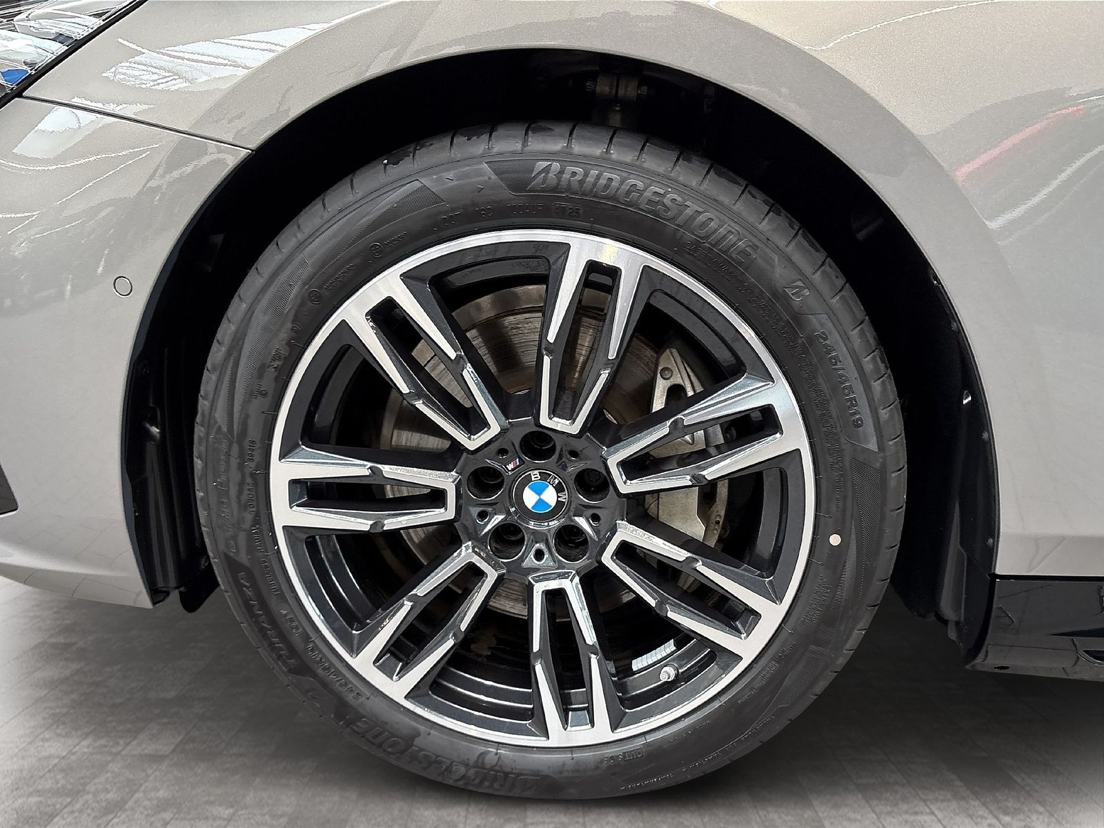 BMW i5 - Bild 8