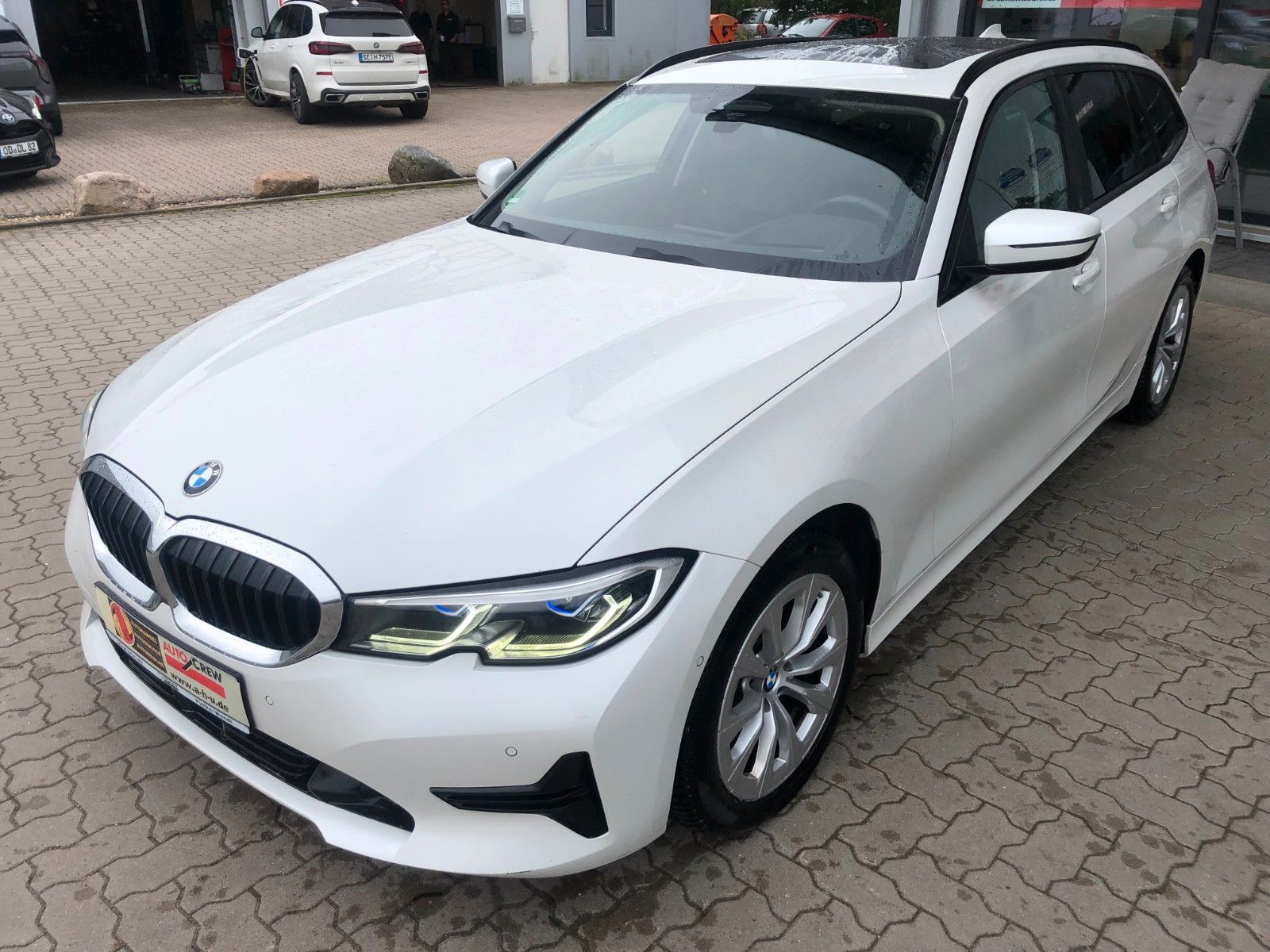 BMW 320 d Tourinf Advantage Panoramadach imagem 2
