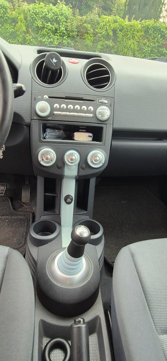 Mitsubishi Colt 2006 — photo 11