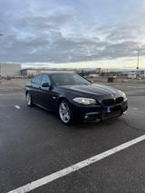 BMW 528i M-Ausstattung - schwarze BMW 528