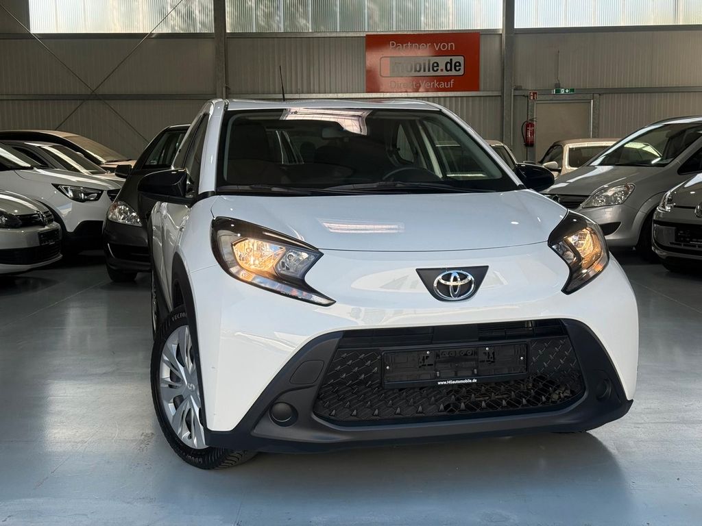 Image of Toyota Aygo (X)
