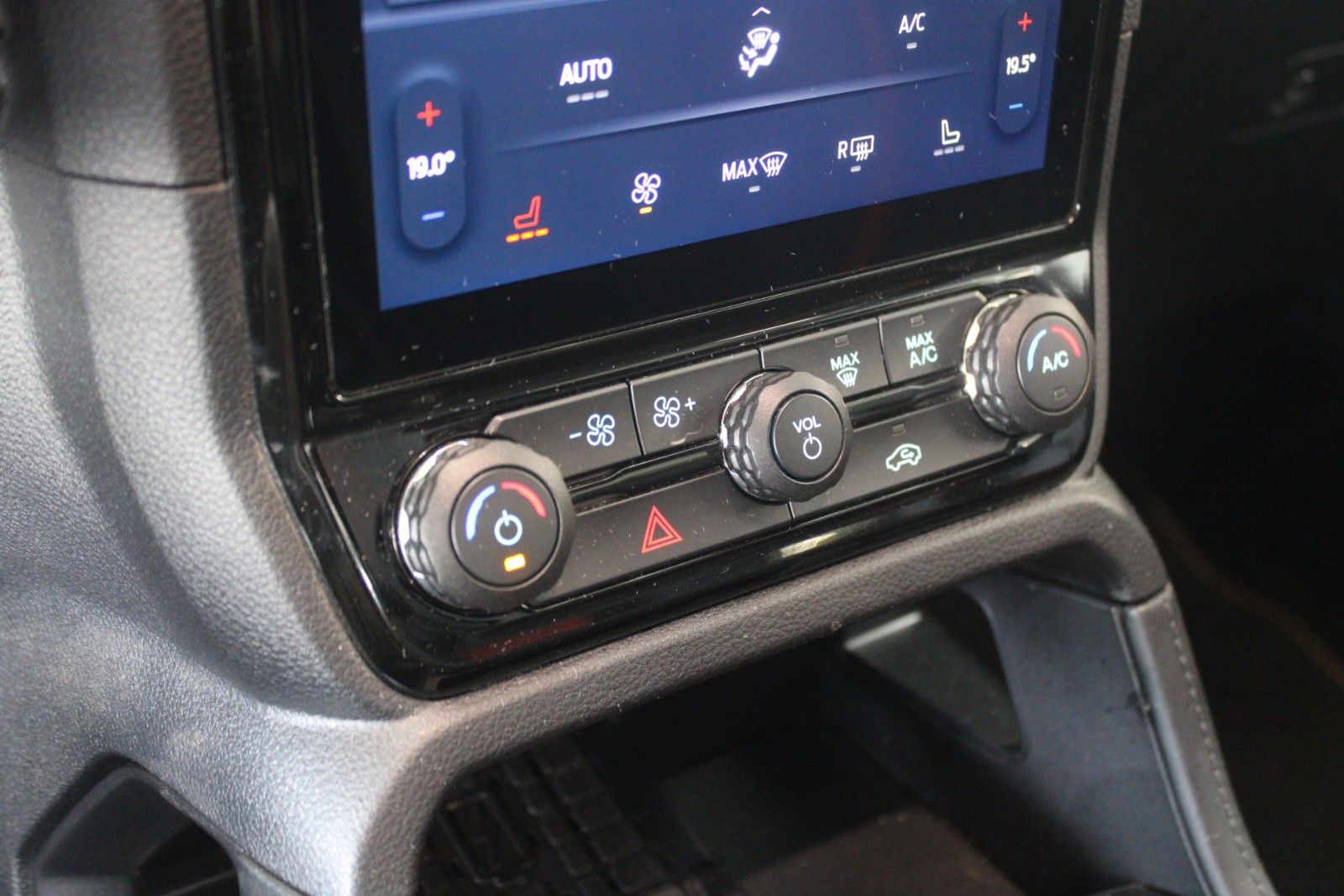 Fahrzeugabbildung Ford Raptor 3.0 EB AHK Matrix LED TechnologiePaket73