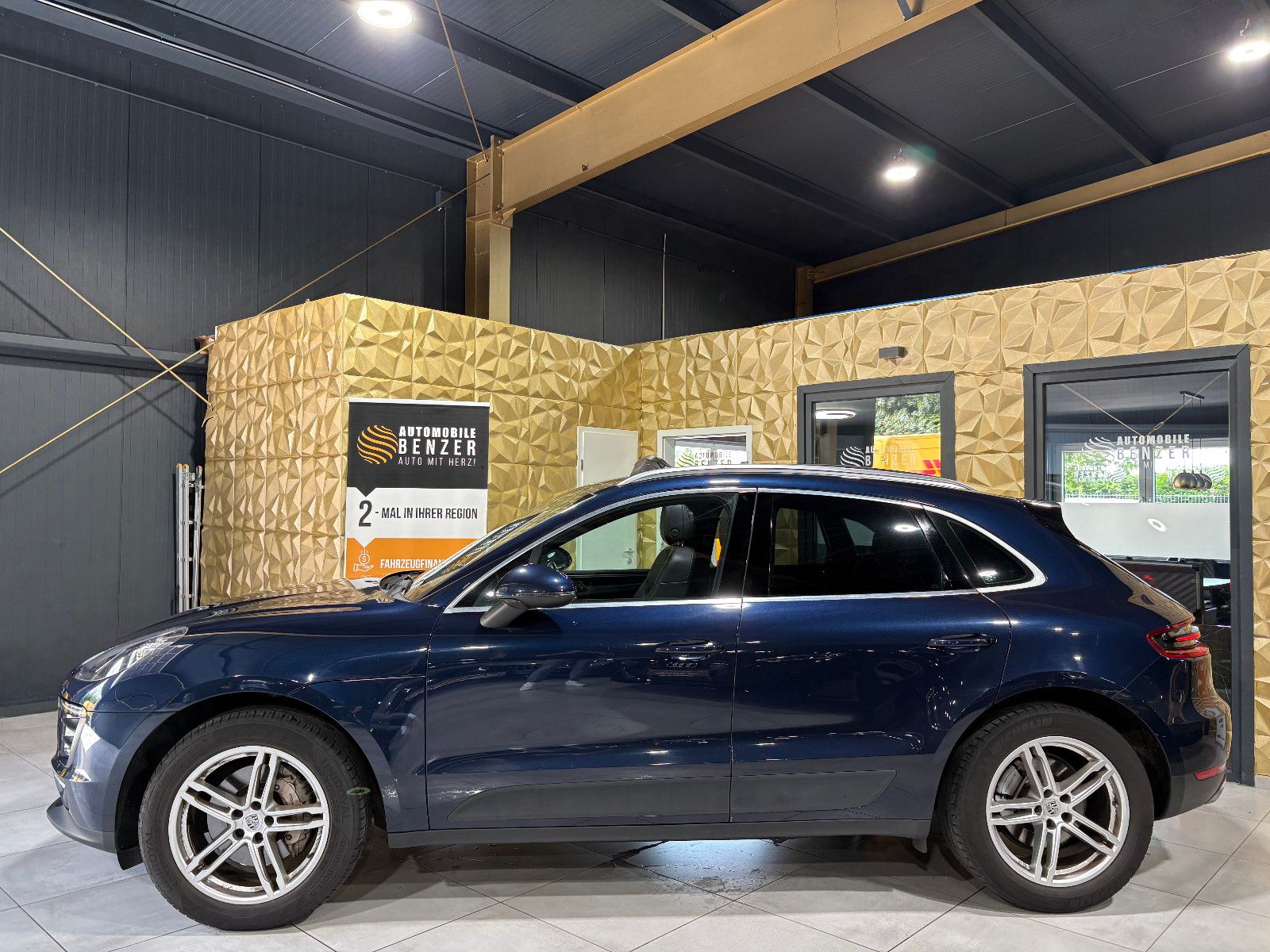 Fahrzeugabbildung Porsche Macan S Diesel/PANO/APPLE/NAVI/PDC/TEMPOMAT/SHZ