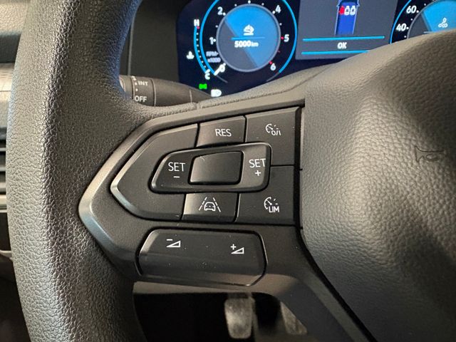 T7 Transporter Kasten 2.0 TDI LED AHK KLIMA RFK