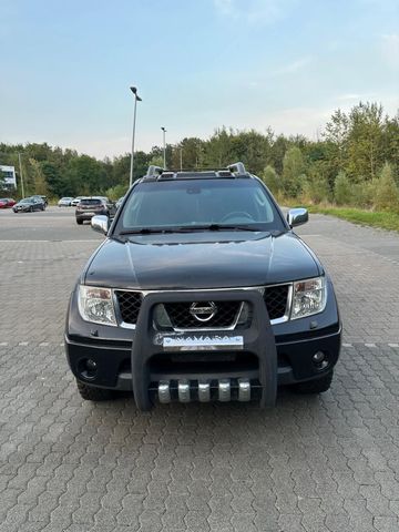 Nissan Nisan Navara d40 dubllkabine