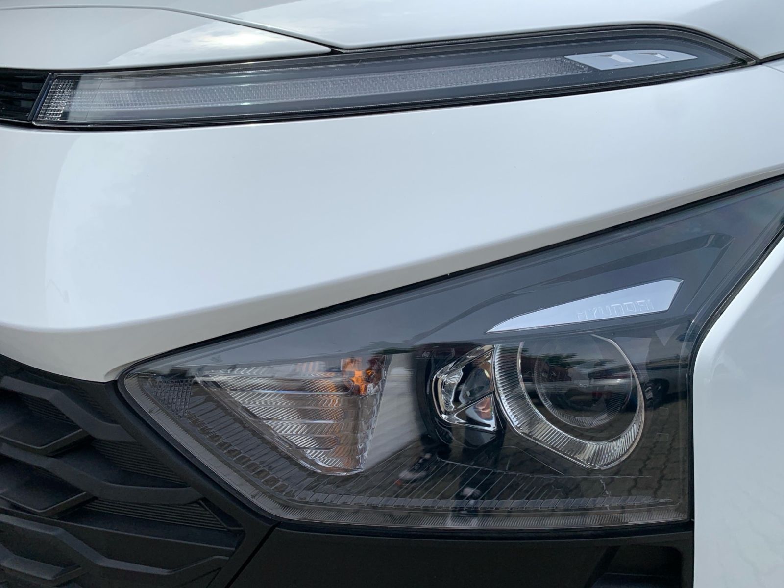 Fahrzeugabbildung Hyundai BAYON 1.0 T-GDI Select Navi Kamera Allwetter