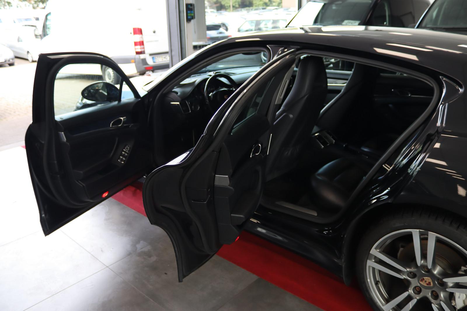 Porsche Panamera S 4.8 V8 | 400 ch | BVA | Toit ouvrant | Cuir | Suspension pneumatique | Caméra | GPS