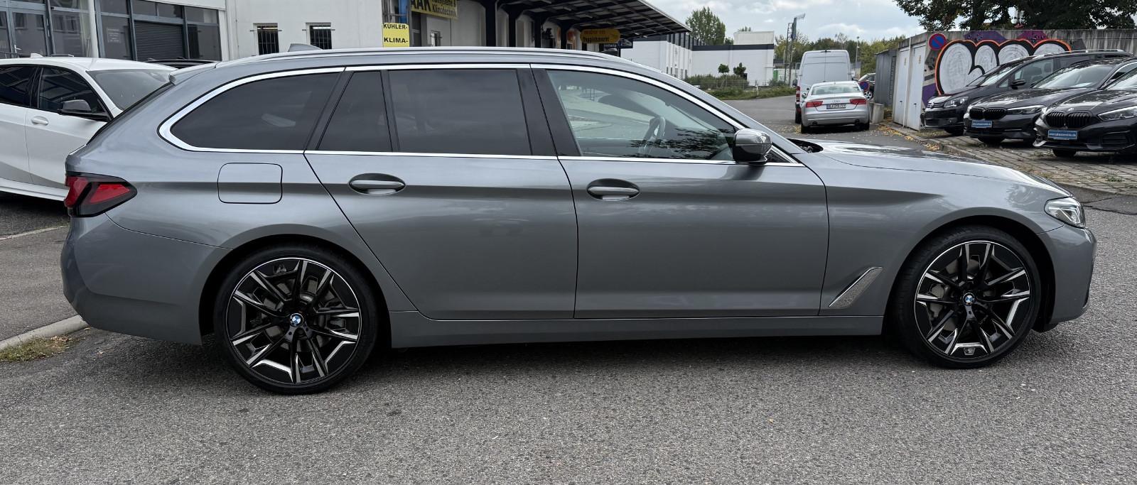 BMW 530 I Touring  Luxury Line LCI,Panoramadach,HUD,