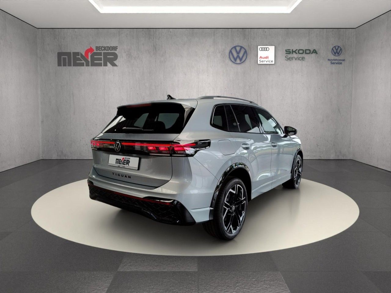 Tiguan R-Line 1.5 eHybrid DSG Klima Navi