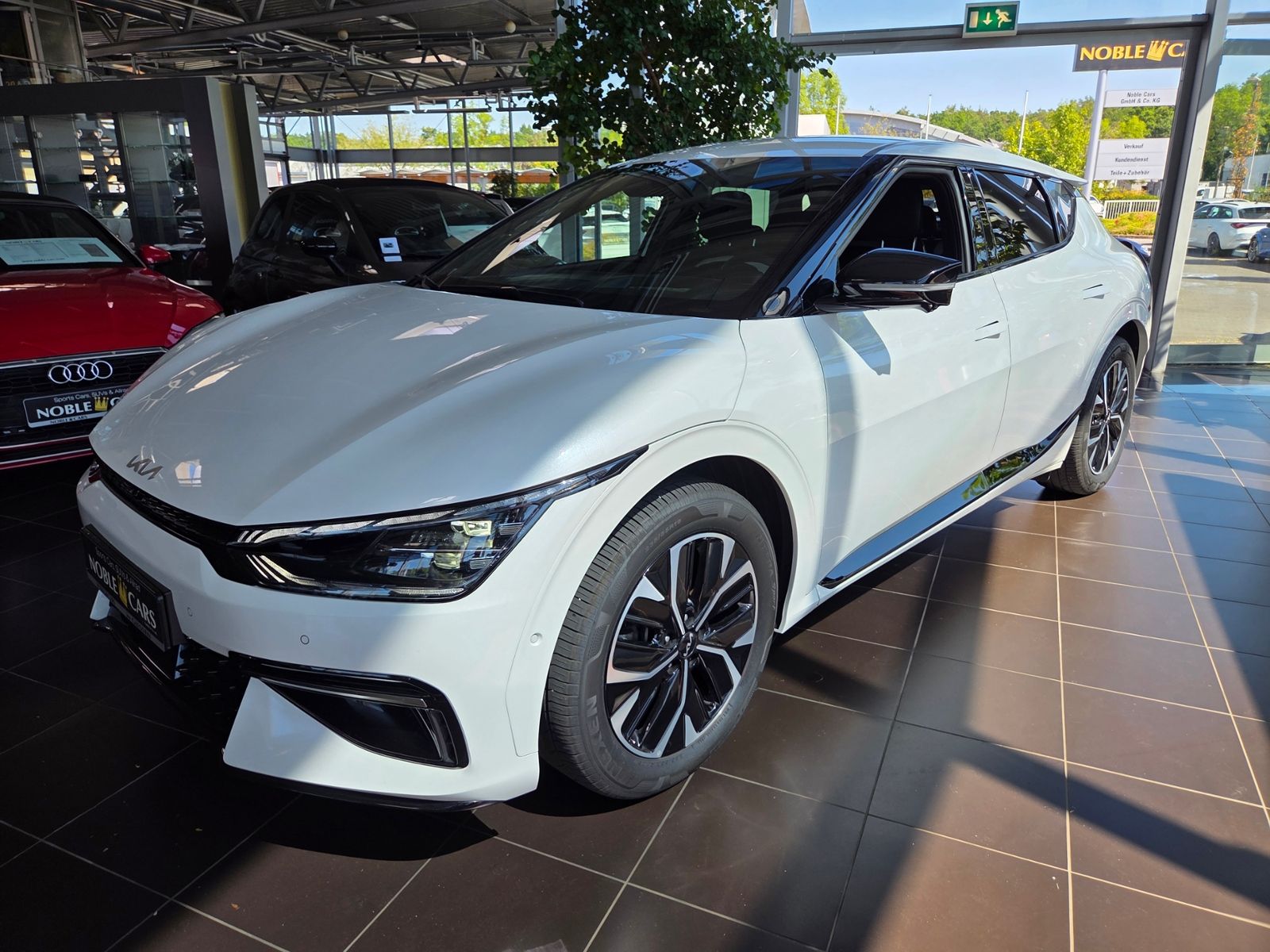 Fahrzeugabbildung Kia EV6 GT-Line 77,4 kWh 2WD WP MERIDIAN HUD 360°