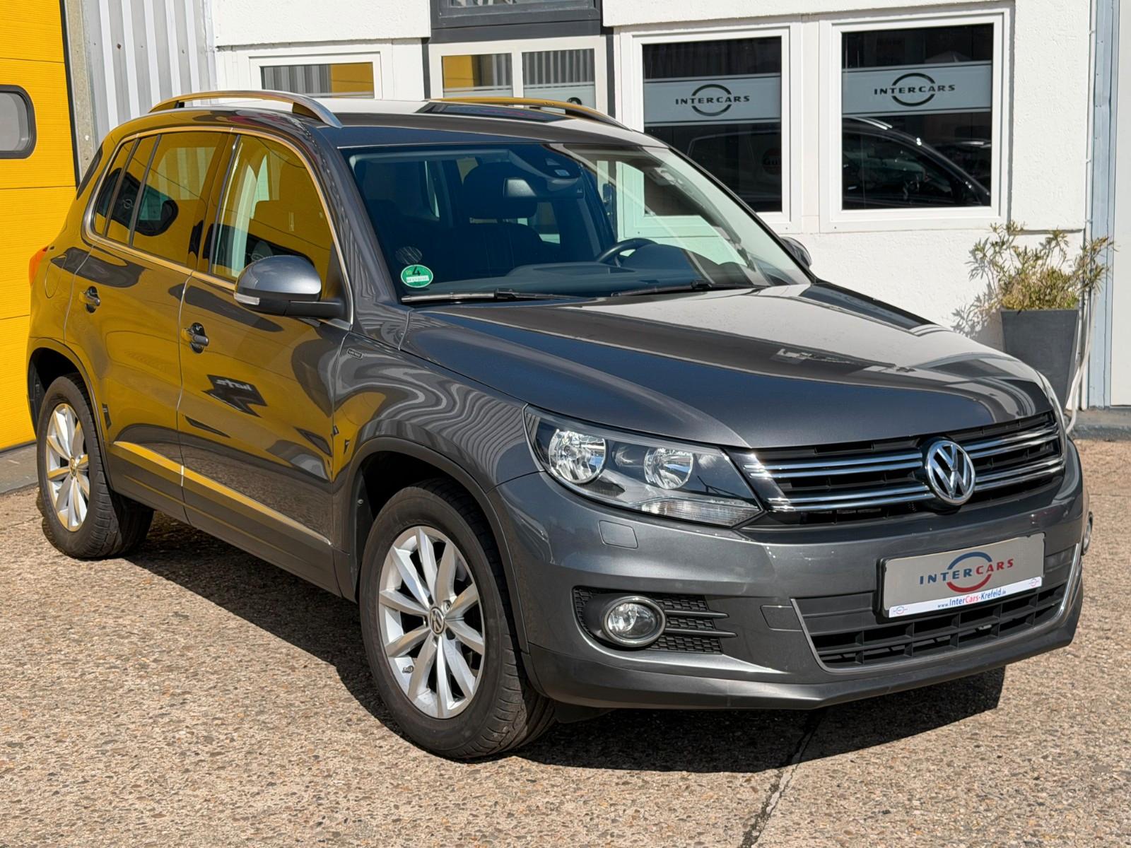 Volkswagen Tiguan Lounge Sport & Style AHK Navi Kamera 1.H.