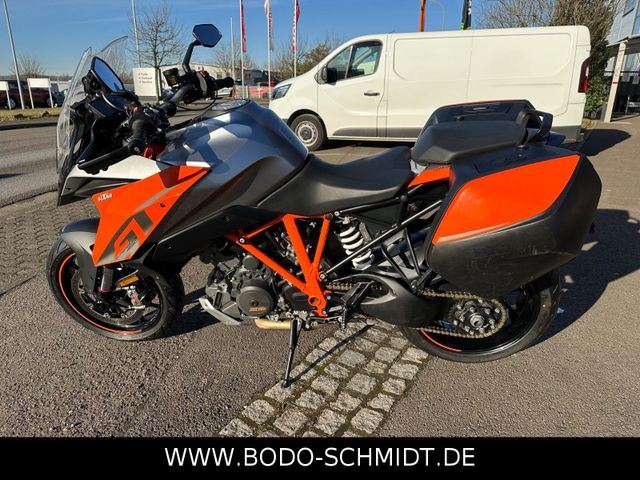 KTM 1290  Super Duke GT  2017