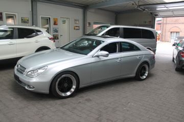 MERCEDES-BENZ CLS 280 7G- Tronic*Leder*Navi*DAB*SD*XE*neue 18"