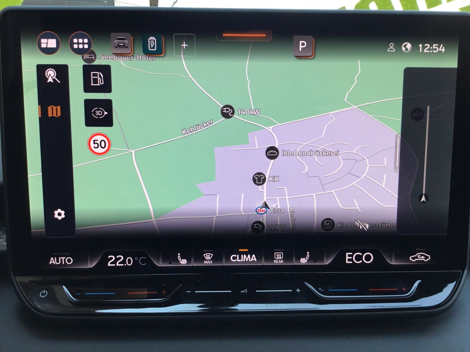 Fahrzeugabbildung CUPRA Terramar 1.5 e-HYBRID DSG+AHK+Kessy+Navi+18"