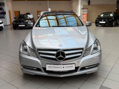 MERCEDES-BENZ E 250 CGI Cabrio|Navi|Airscarf|SHZ|PDC|Bi-Xenon