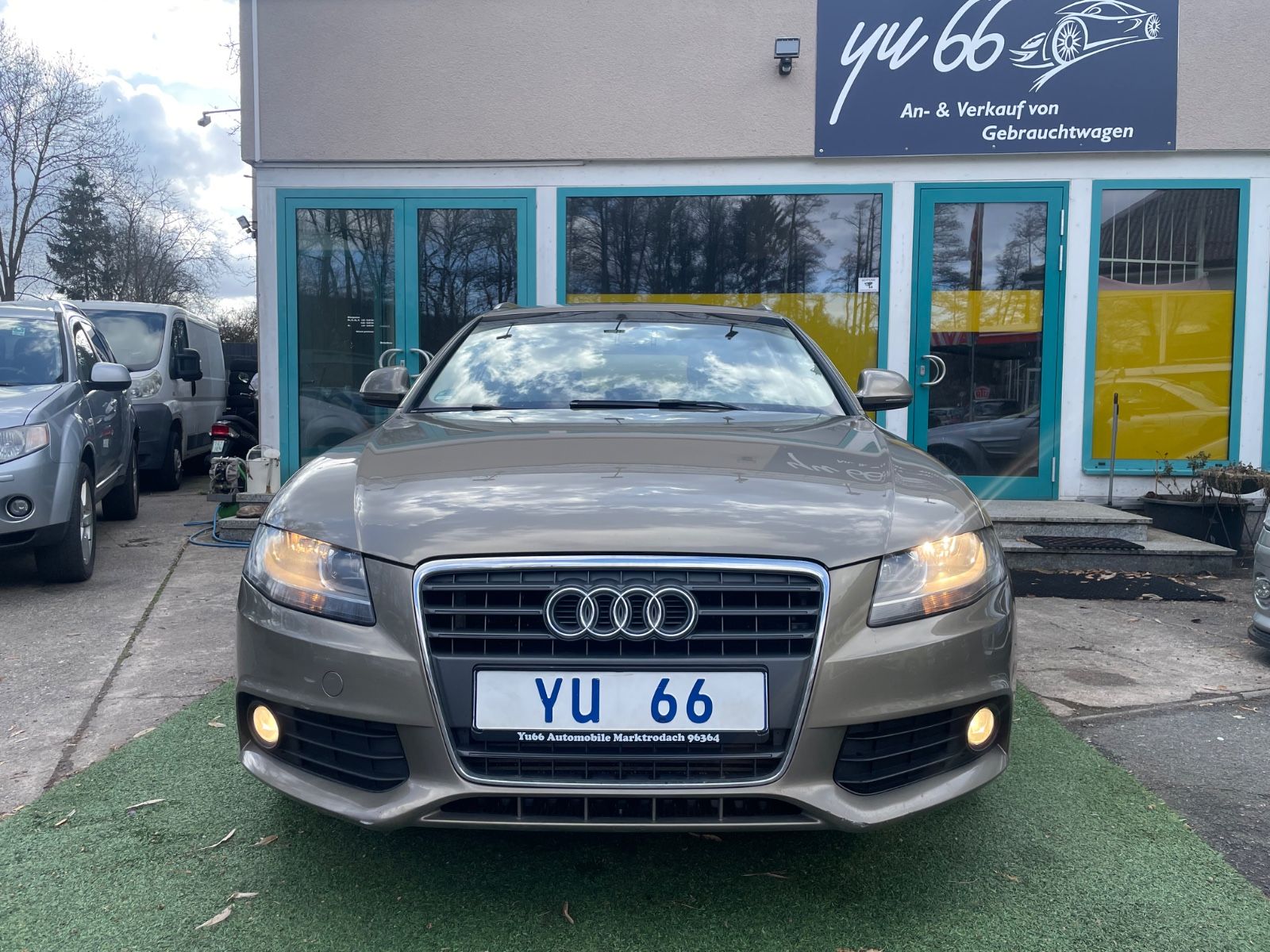 Audi A4 - 1