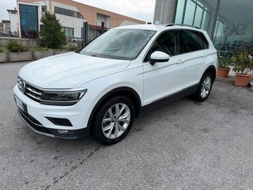 Volkswagen Tiguan - 2