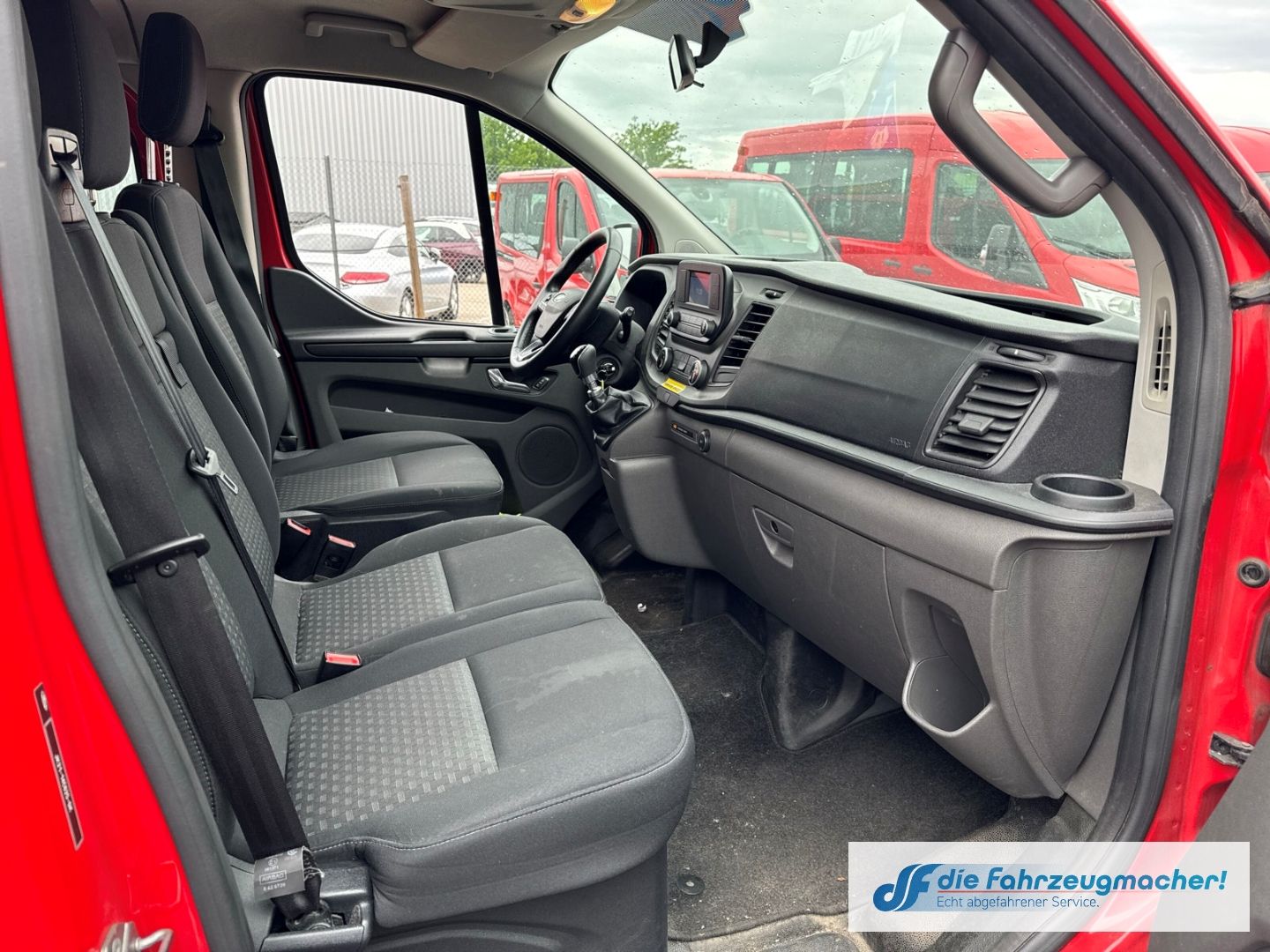 Fahrzeugabbildung Ford Transit Custom Kombi L1 2.0TDCi 60tkm *UNFALLWAG