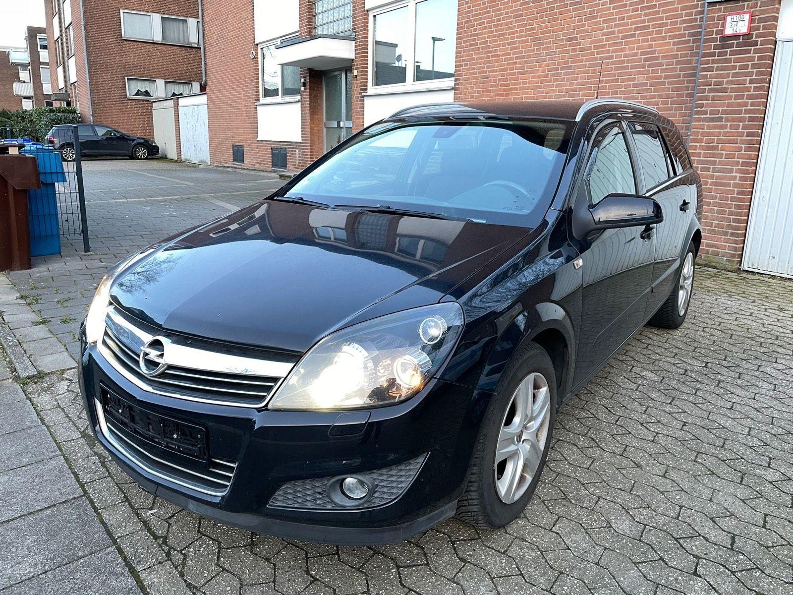 Opel Astra 2009 — photo 7