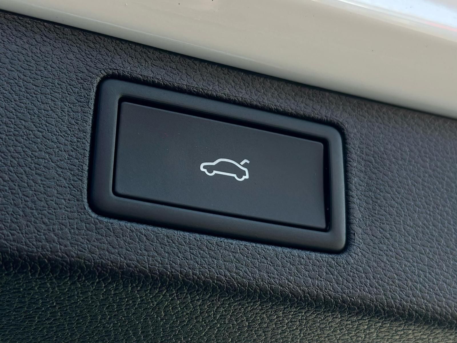 SKODA Kamiq 1.5TSI MONTE CARLO MATRIX#ACC#SPUR#PANO#FH - Image 24