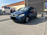 Mercedes-Benz B 150 - Nur 98.000 km  Top Zustand - Mercedes-Benz B 150 mit Benzin-Antrieb: Van