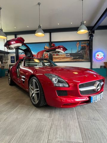 Mercedes-Benz SLS AMG Coupe  TOP