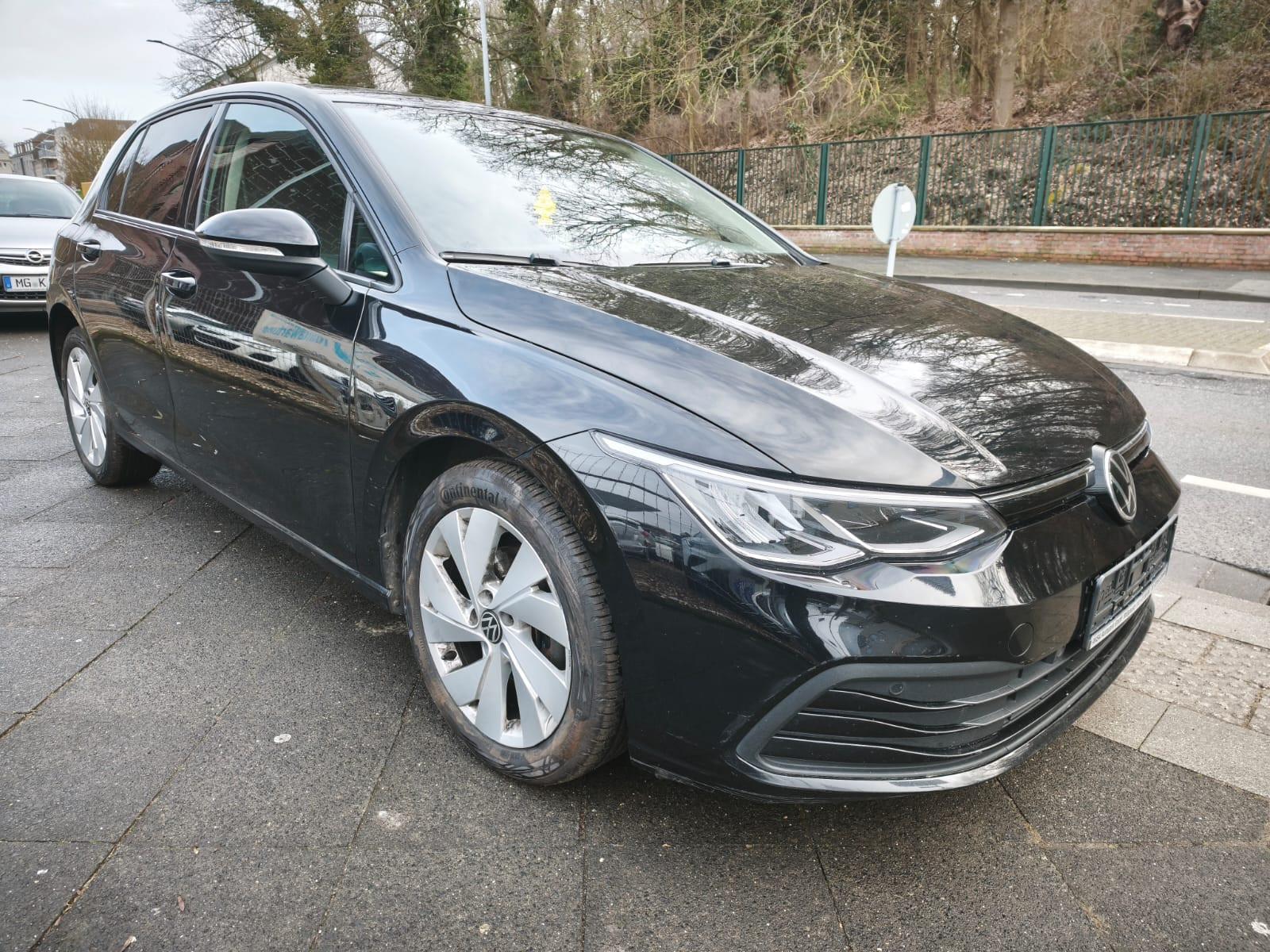 Volkswagen Golf VIII Lim. Life