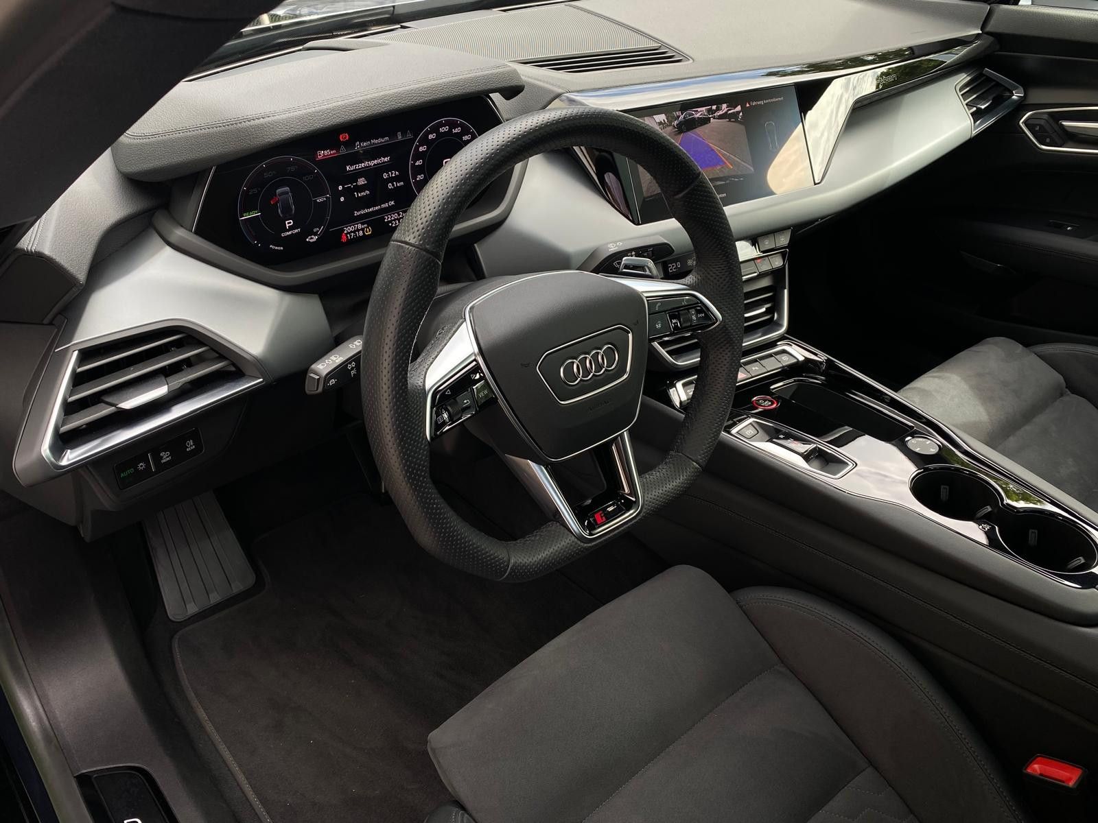Fahrzeugabbildung Audi RS e-tron GT Quatt BLACK EDIT+PANO+MATR+B&O+KAM+