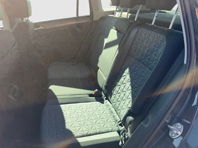 Tiguan LIFE 2.0 TDI DSG NAVI AHK APP-CON LENKR:H