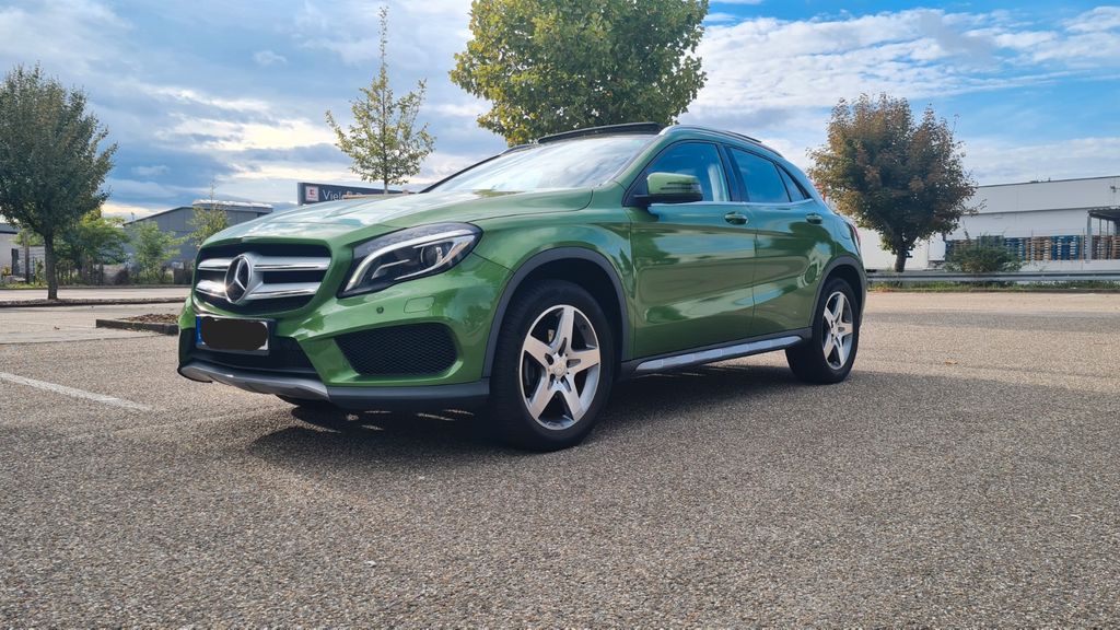 Image of Mercedes-Benz GLA 180
