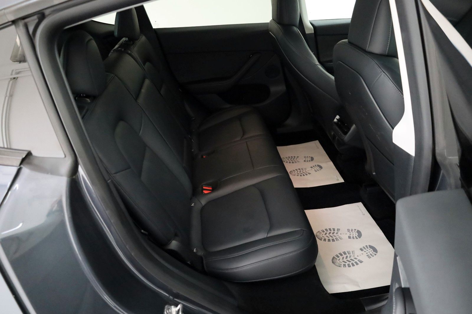 Fahrzeugabbildung Tesla Model Y Long Range Dual Motor AWD,Autopilot,Pano